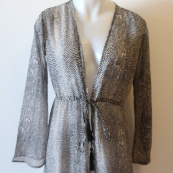 WOMENS AAKAA BLACK WHIT PRINT DESIGN SEMI-SHEER MAXI WRAP DRESS M * - Picture 3 of 10